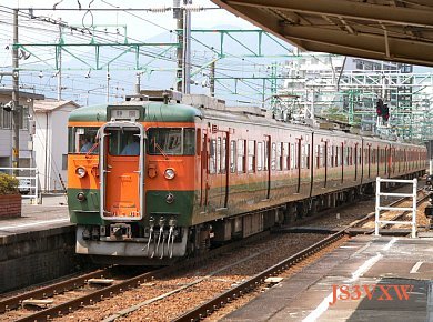 JR���C�@115�n2000�ԑ�