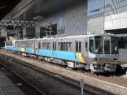 JR�����{�@U��Tech�@�N����223-9001