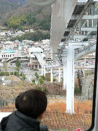 �X�J�C���[���T�[�r�X�@�݂ǂ���w���݂�